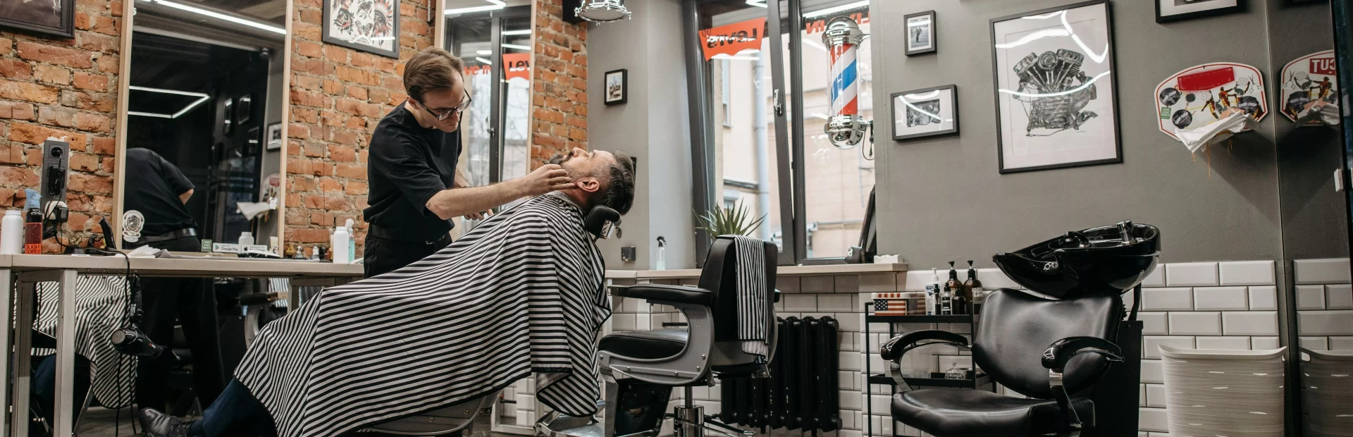 Hair studio<br />Zapraszamy<br />serdecznie